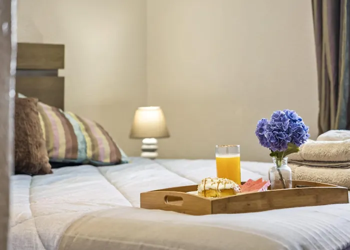 Cozy By Homie * 莫尼兹港