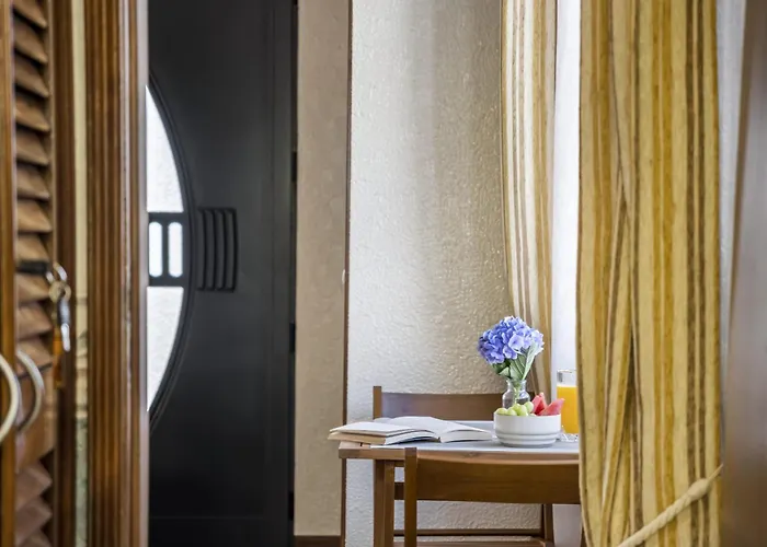 Cozy By Homie 莫尼兹港